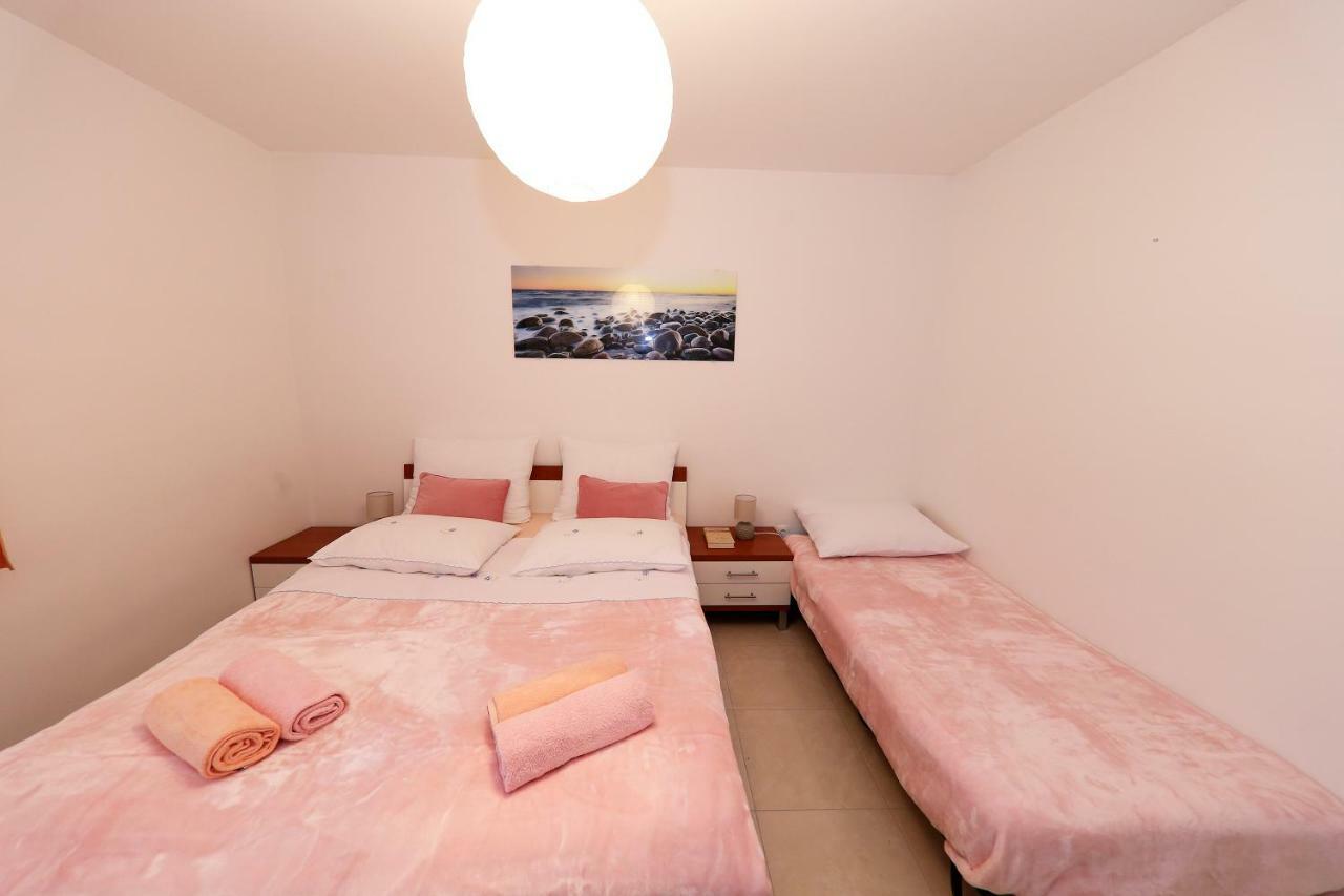 Apartments Anka Ртина Екстер'єр фото