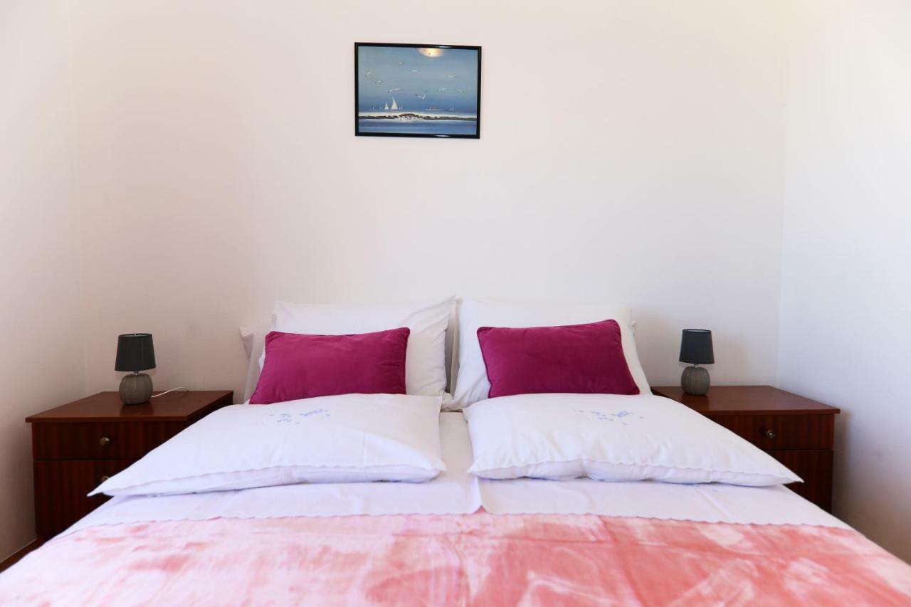Apartments Anka Ртина Екстер'єр фото