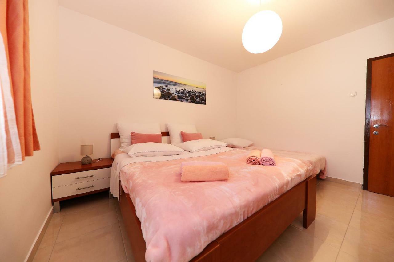 Apartments Anka Ртина Екстер'єр фото
