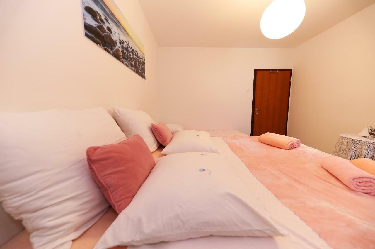 Apartments Anka Ртина Екстер'єр фото