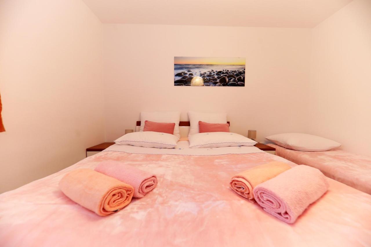Apartments Anka Ртина Екстер'єр фото